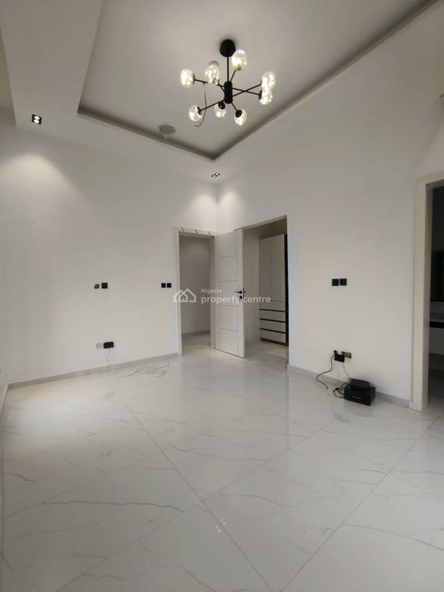 Luxurious Well Built with Details 5 Bedroom Fully Detached Dupled with 2 Rooms, Chevron, Lekki, Lagos, Detached Duplex for Sale