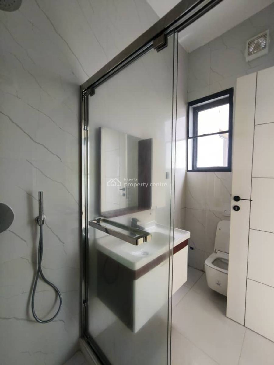 Luxurious Well Built with Details 5 Bedroom Fully Detached Dupled with 2 Rooms, Chevron, Lekki, Lagos, Detached Duplex for Sale