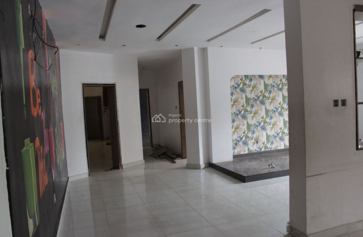 Spacious Shop, 4 in 1 Size on The First Floor, Emma Abimbola Cole, Lekki Phase 1, Lekki, Lagos, Shop for Rent