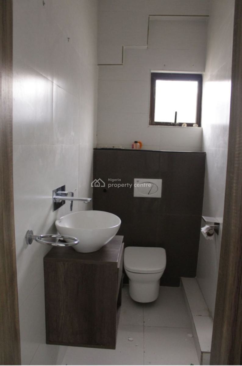 Spacious Shop, 4 in 1 Size on The First Floor, Emma Abimbola Cole, Lekki Phase 1, Lekki, Lagos, Shop for Rent