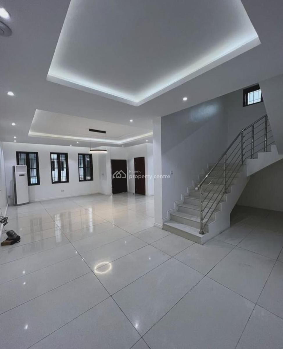Luxury 4 Bedrooms Tarreced Duplex with Bq, Guzape District, Abuja, Terraced Duplex for Rent