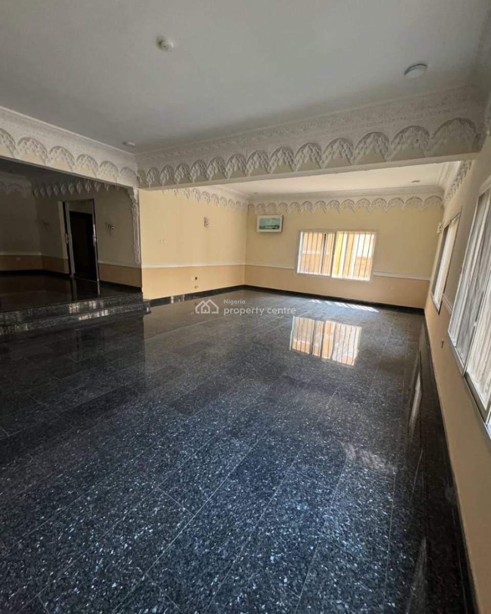 a Well-built Serviced 3 Bedroom Semi-detached Duplex + 1bq, Maitama District, Abuja, Semi-detached Duplex for Rent