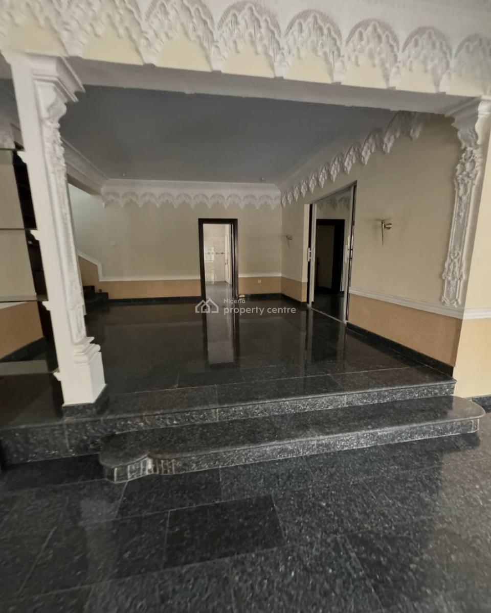a Well-built Serviced 3 Bedroom Semi-detached Duplex + 1bq, Maitama District, Abuja, Semi-detached Duplex for Rent
