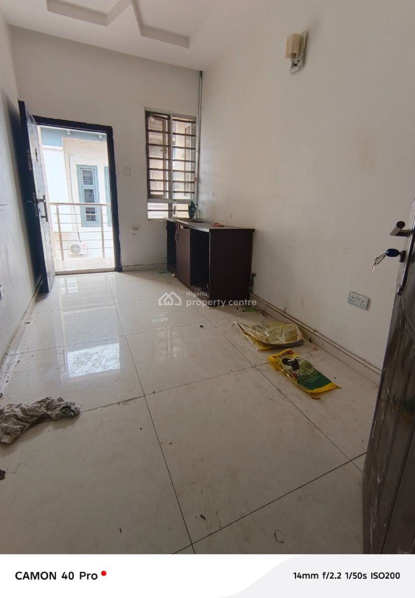 Portable Mini Flat with Small Parlour, Ikota Villa Before Gra Gate, Lekki, Lagos, Mini Flat (room and Parlour) for Rent