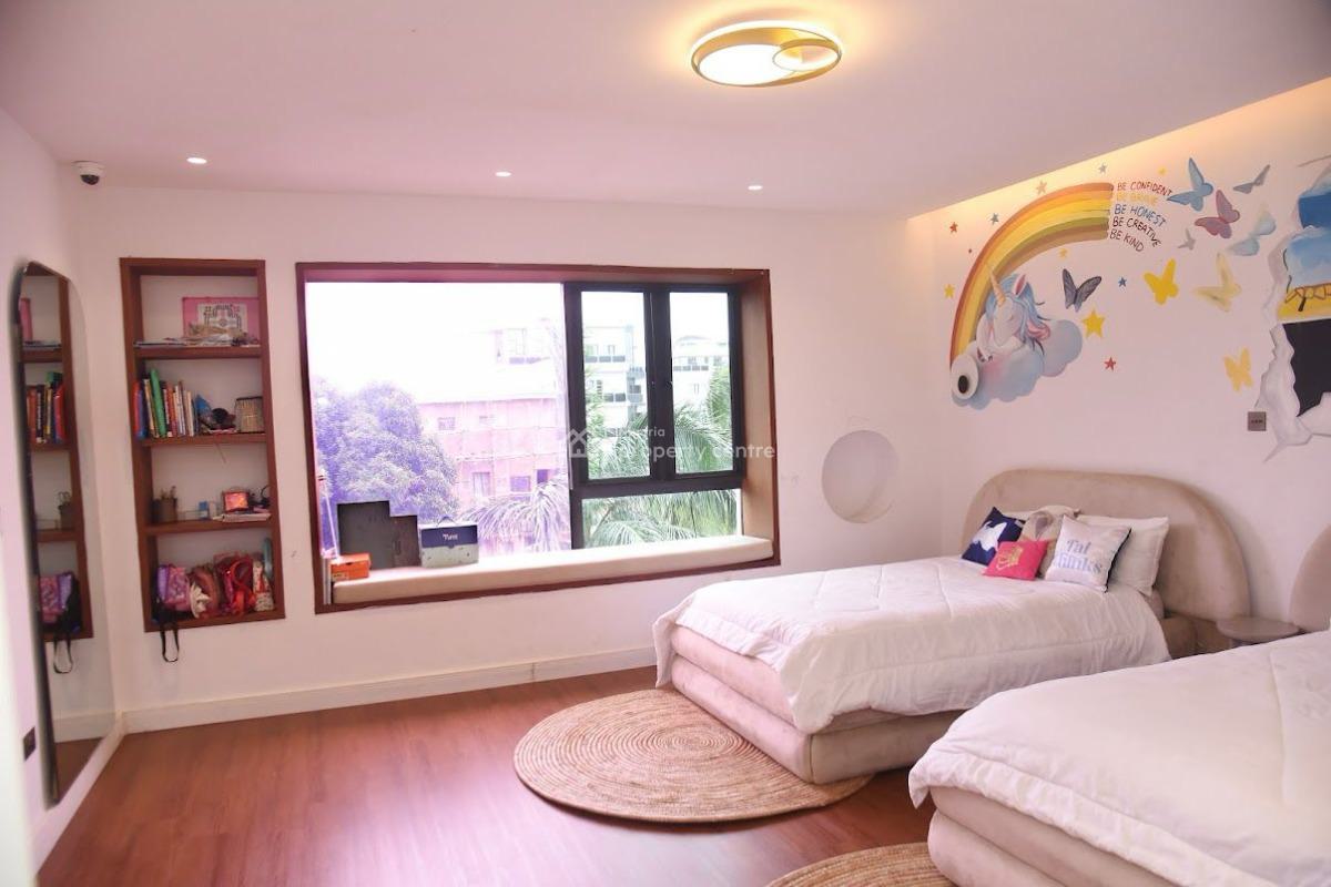 Luxury 3 Bedroom Penthouse with Smart Features + 2 Bedroom Bq, Victoria Island (vi), Lagos, Flat / Apartment for Sale