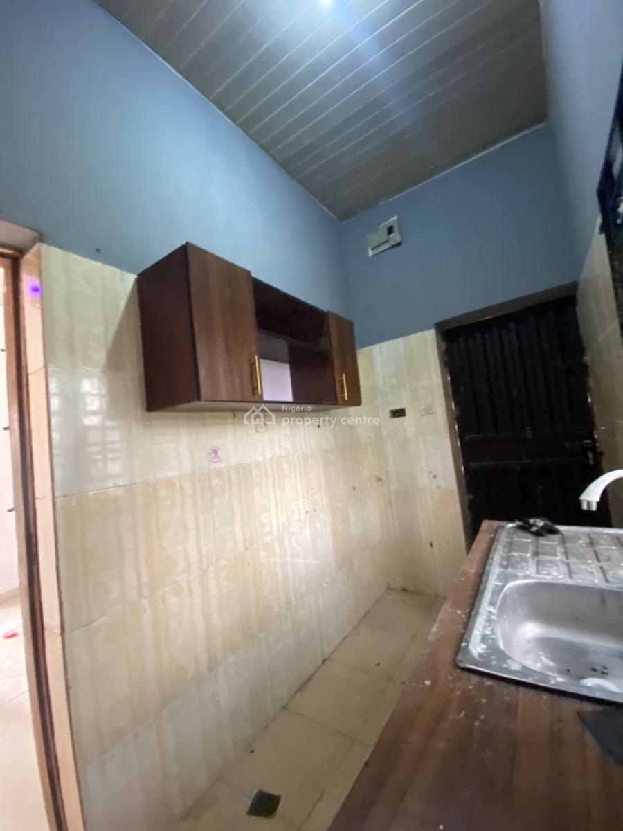 an Executive One Bedroom Flat, Peace Land Estate, Ogombo, Ajah, Lagos, Mini Flat (room and Parlour) for Rent