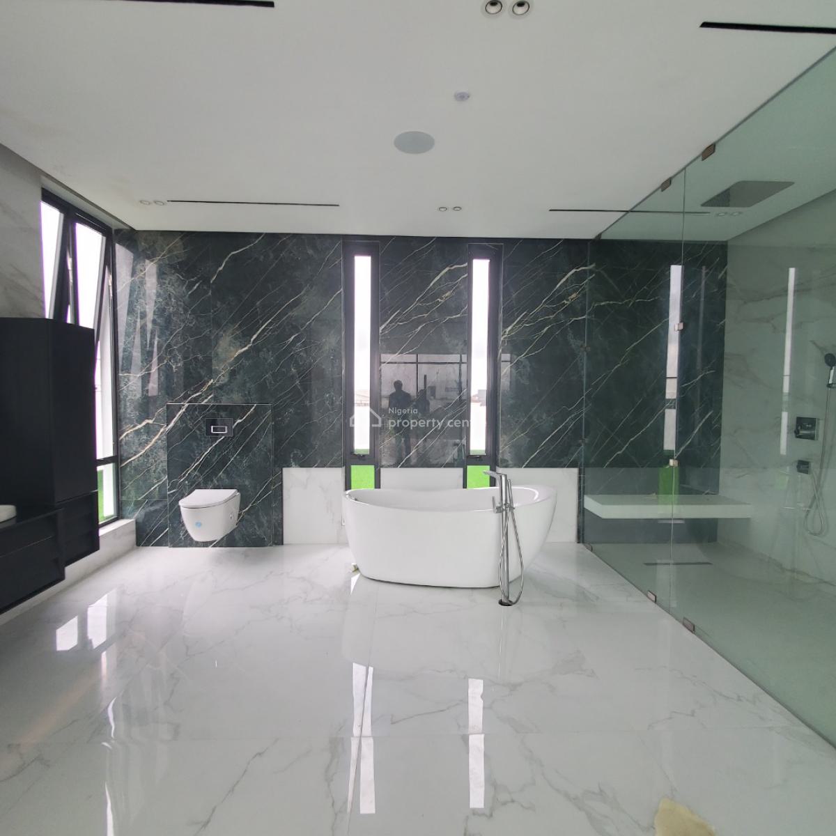 Exquisite  5 Bedroom Duplex Within a Secured Estate, Osapa, Lekki, Lagos, House for Sale