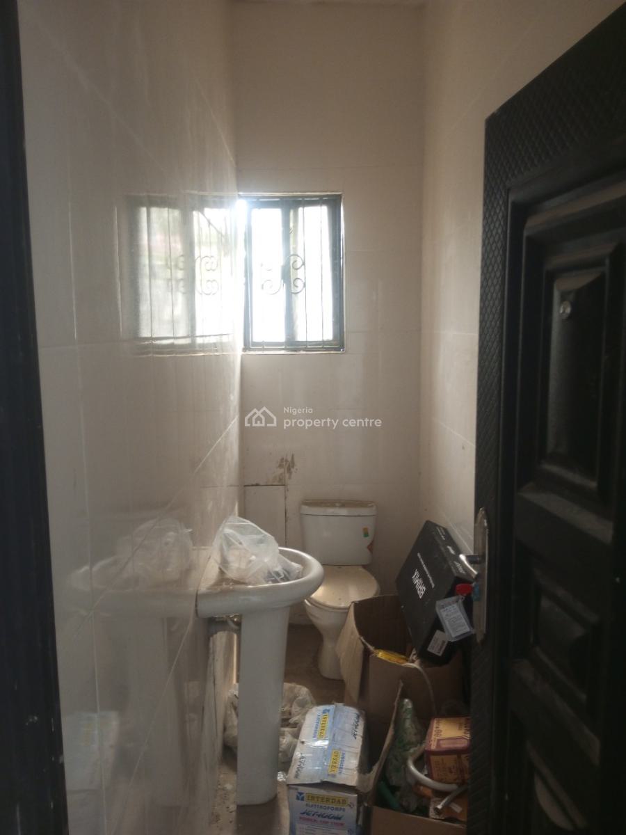 Neat and Clean 2 Bedroom in a Secured Estate, Badore, Ajah, Lagos, Flat / Apartment for Rent