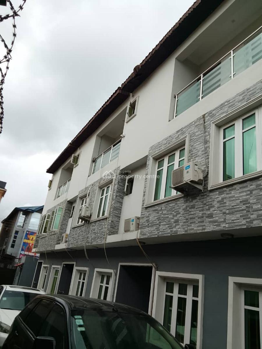4 Bedroom Terrace Duplex with All Room Ensuite, Lawanson, Surulere, Lagos, Terraced Duplex for Sale