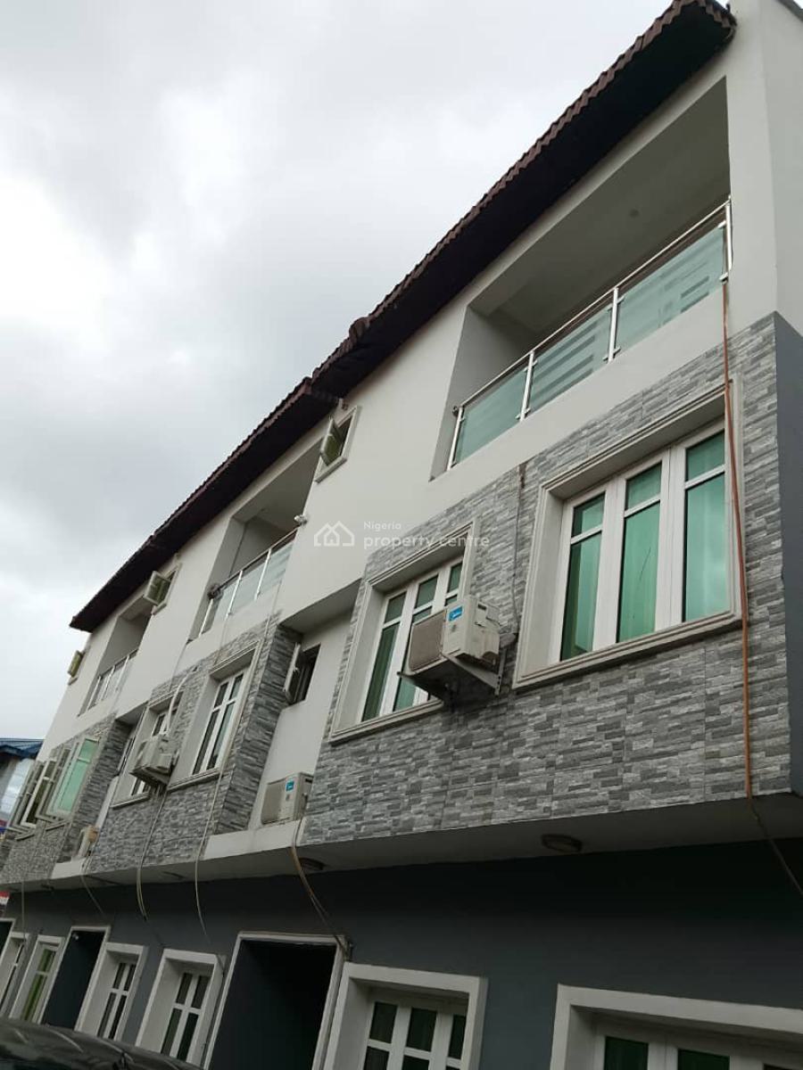 4 Bedroom Terrace Duplex with All Room Ensuite, Lawanson, Surulere, Lagos, Terraced Duplex for Sale