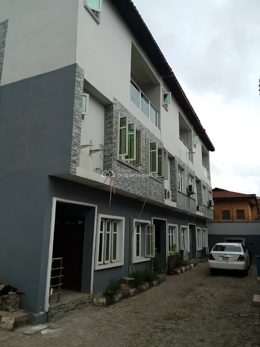 4 Bedroom Terrace Duplex with All Room Ensuite, Lawanson, Surulere, Lagos, Terraced Duplex for Sale