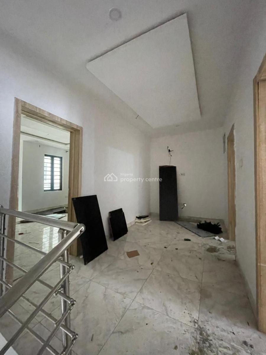 Luxury 3 Bedroom Terrace Duplex with Bq, Ologolo, Lekki, Lagos, Terraced Duplex for Rent