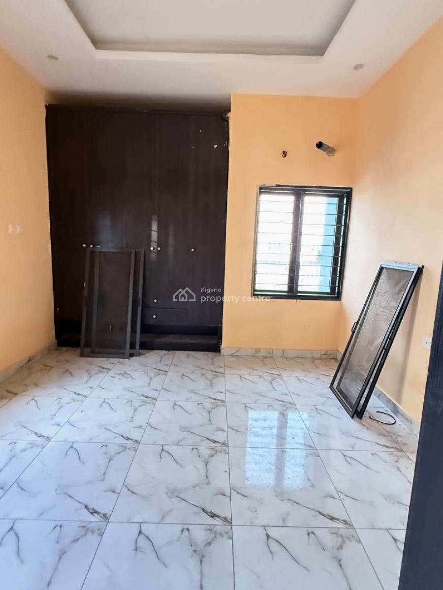 Newly Built 3 Bedroom Apartment in a Secure Neighborhood, Jahi, Abuja, Flat / Apartment for Rent
