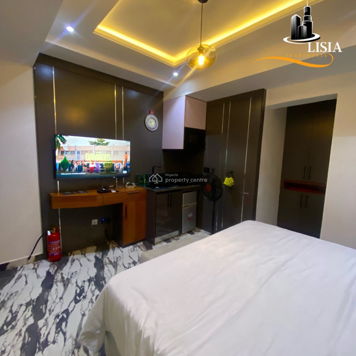 1 Bed Fully Furnished Service Apartment Available for Booking, Thinkers Corner, Enugu, Enugu, Flat / Apartment Short Let