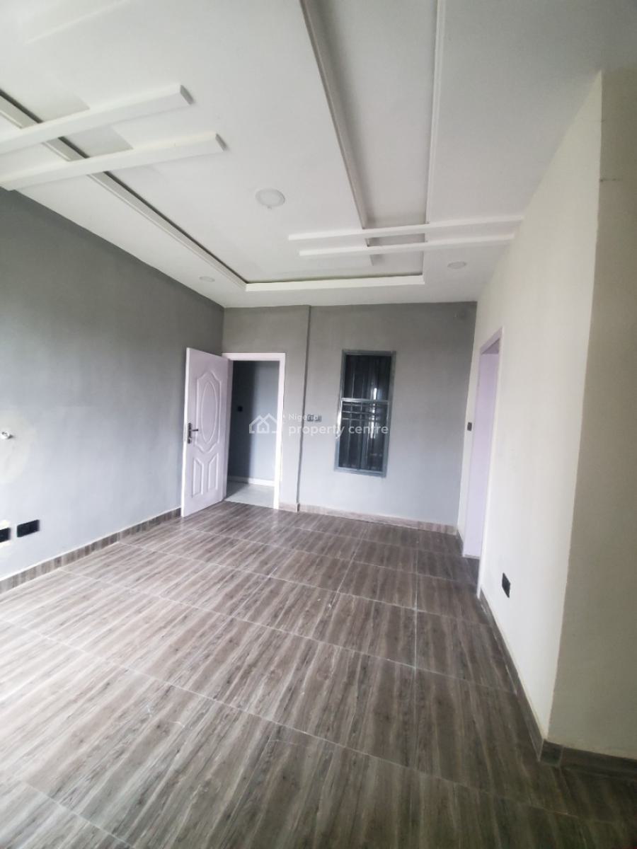 4 Bedroom Duplex with Bq, Ologolo, Lekki, Lagos, Semi-detached Duplex for Rent