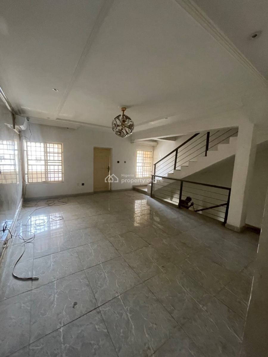 Standard Three Bedroom Terrace, Around Family Worship Center, Wuye, Abuja, Terraced Duplex for Rent