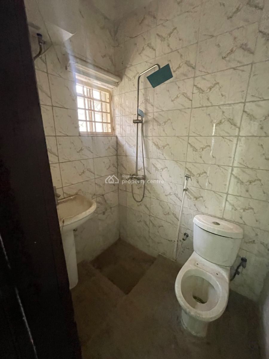 Standard Three Bedroom Terrace, Around Family Worship Center, Wuye, Abuja, Terraced Duplex for Rent