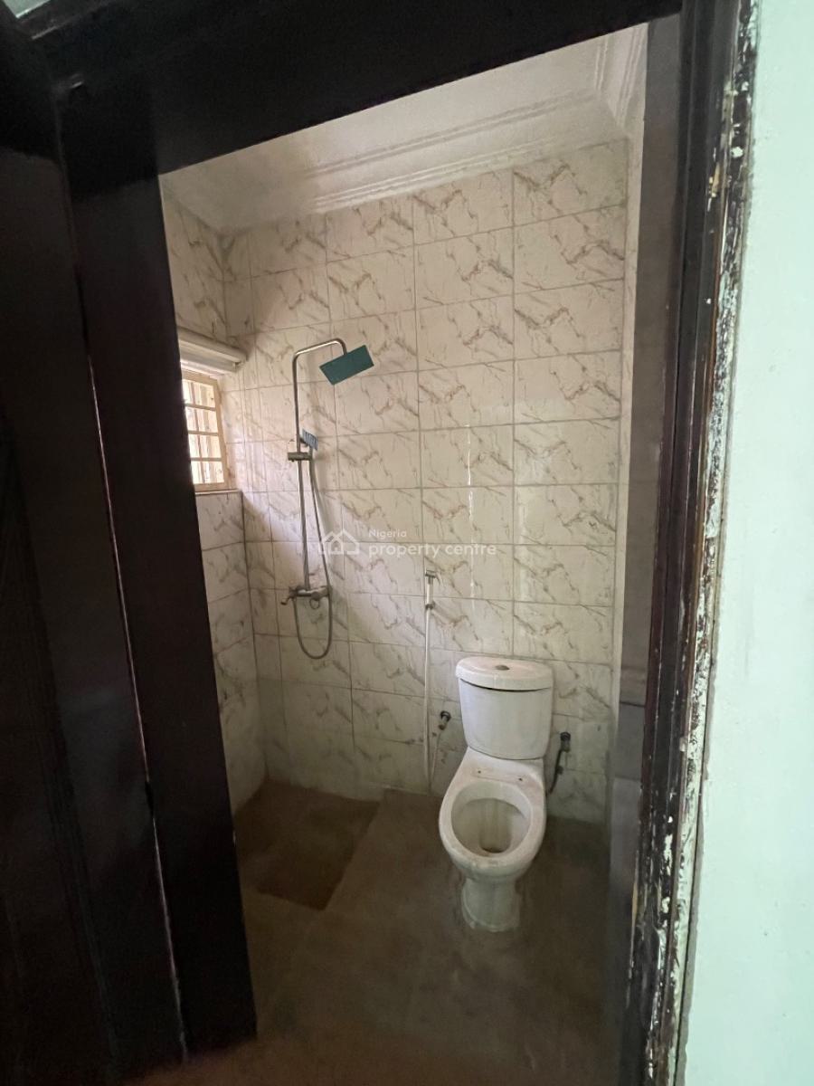Standard Three Bedroom Terrace, Around Family Worship Center, Wuye, Abuja, Terraced Duplex for Rent