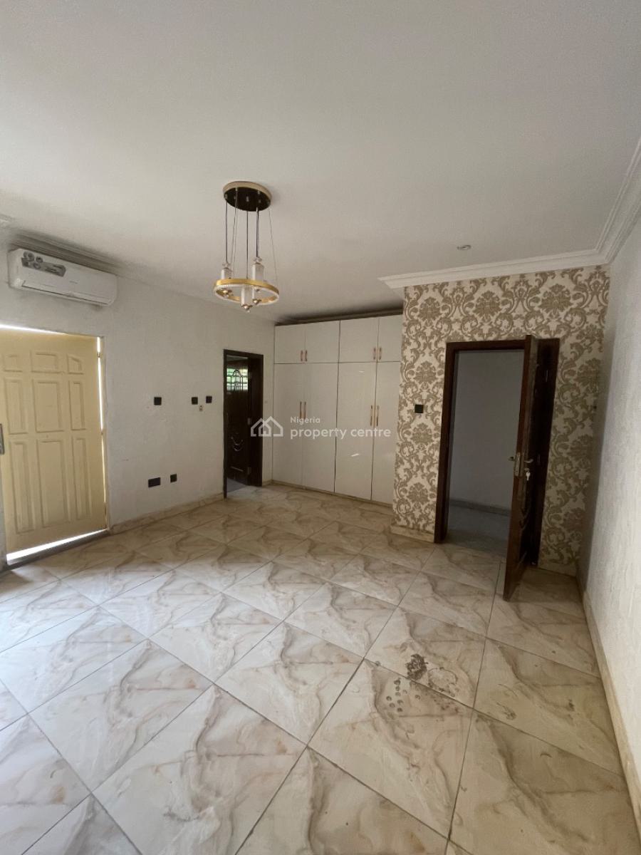 Standard Three Bedroom Terrace, Around Family Worship Center, Wuye, Abuja, Terraced Duplex for Rent