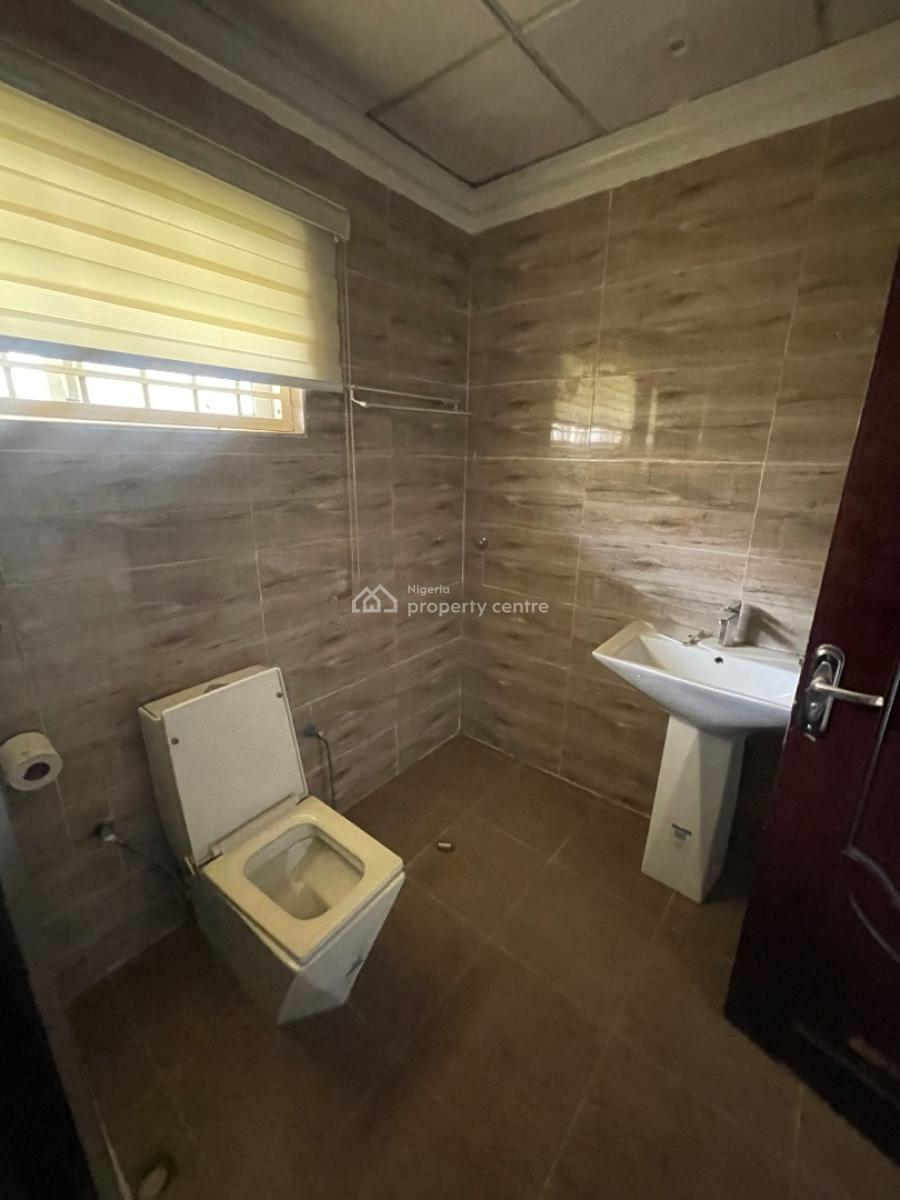 Standard Three Bedroom Terrace, Around Family Worship Center, Wuye, Abuja, Terraced Duplex for Rent