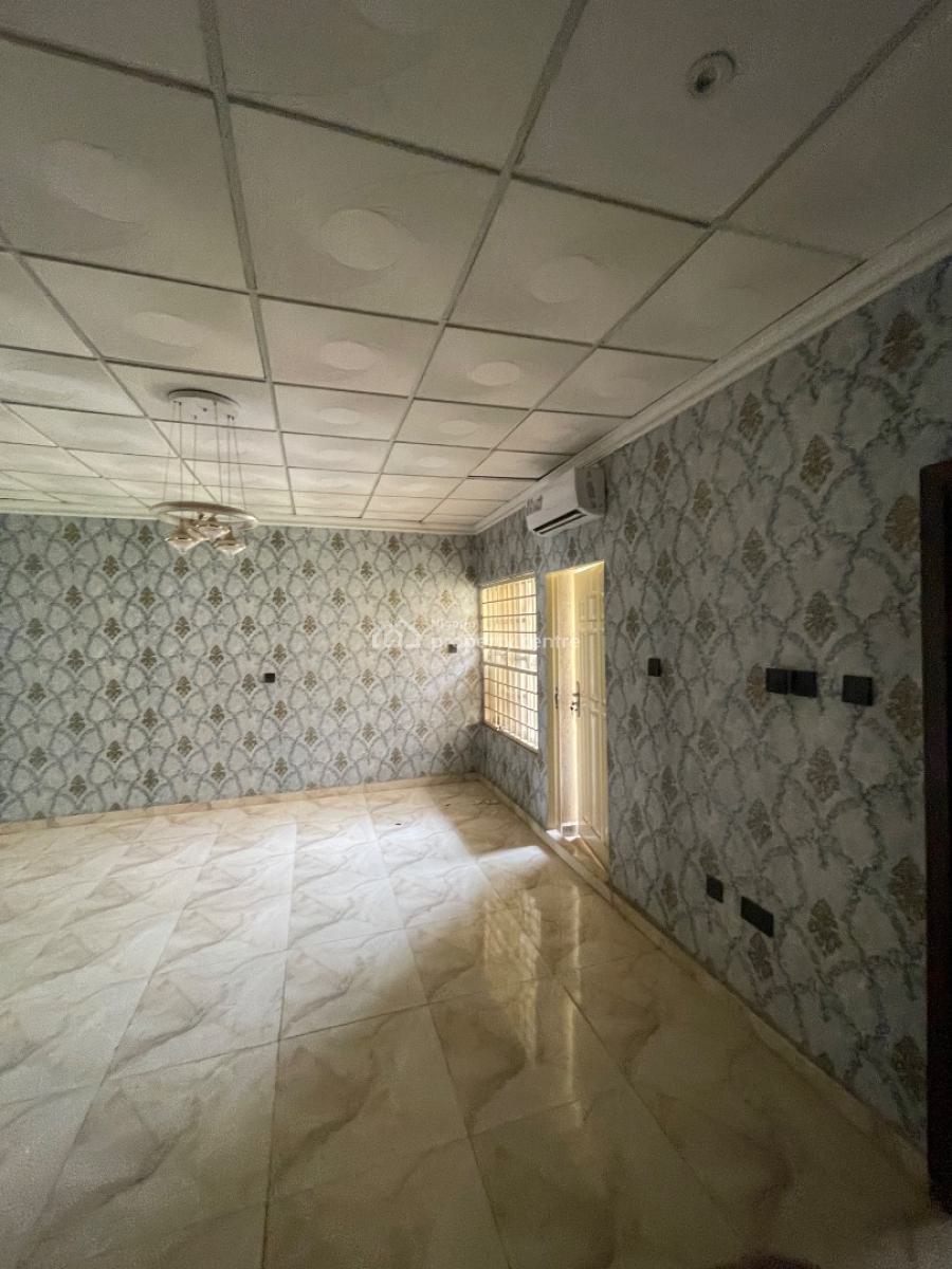 Standard Three Bedroom Terrace, Around Family Worship Center, Wuye, Abuja, Terraced Duplex for Rent