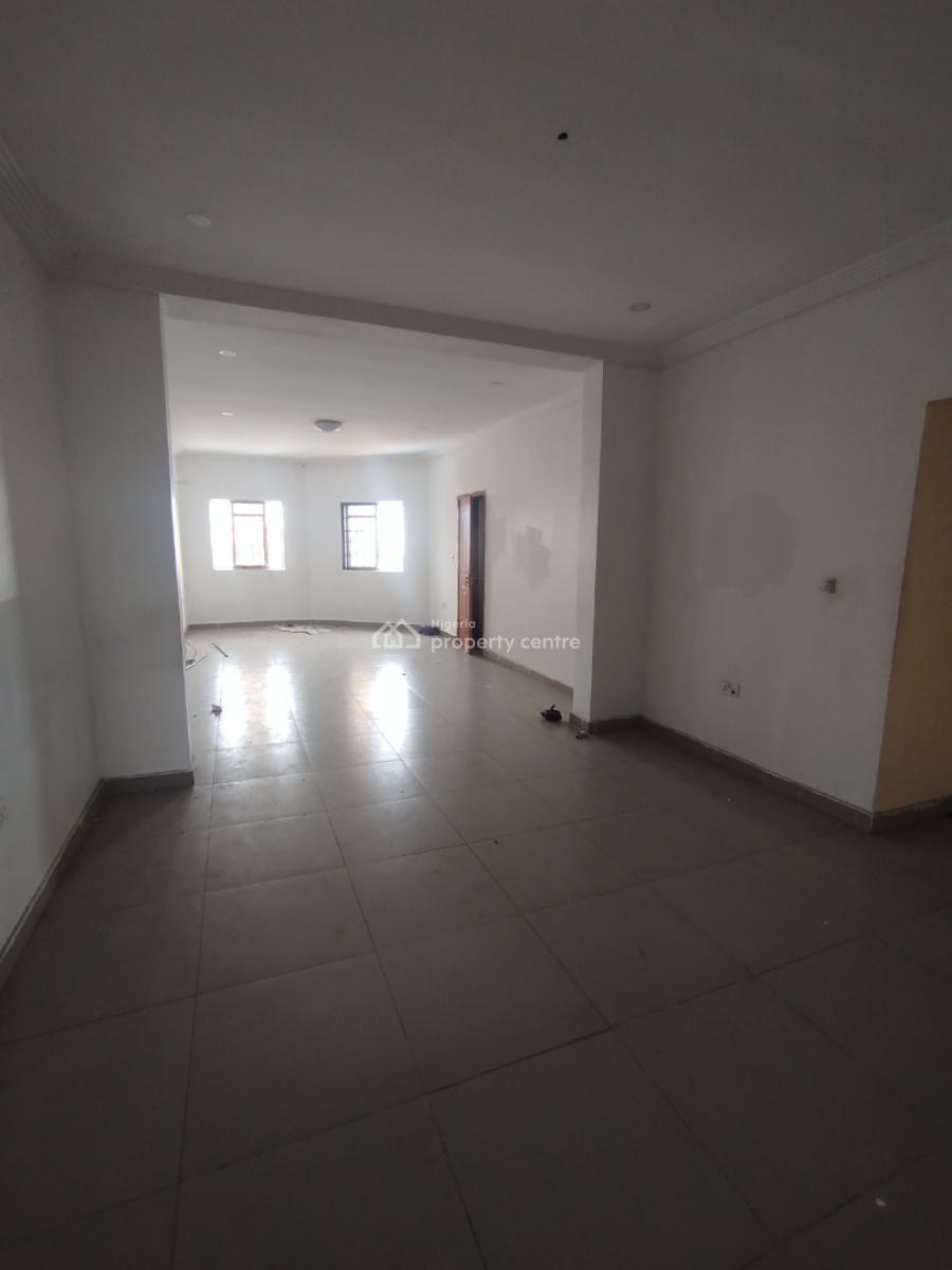 Well Maintained 2-bedroom Apartment on The 2nd Floor, Sangotedo, Ajah, Lagos, Flat / Apartment for Rent