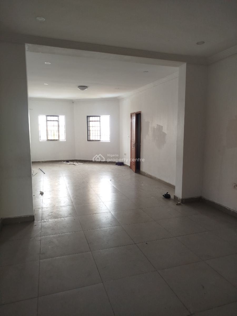 Well Maintained 2-bedroom Apartment on The 2nd Floor, Sangotedo, Ajah, Lagos, Flat / Apartment for Rent