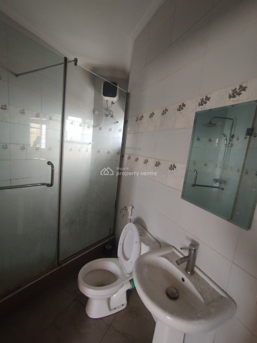 Well Maintained 2-bedroom Apartment on The 2nd Floor, Sangotedo, Ajah, Lagos, Flat / Apartment for Rent