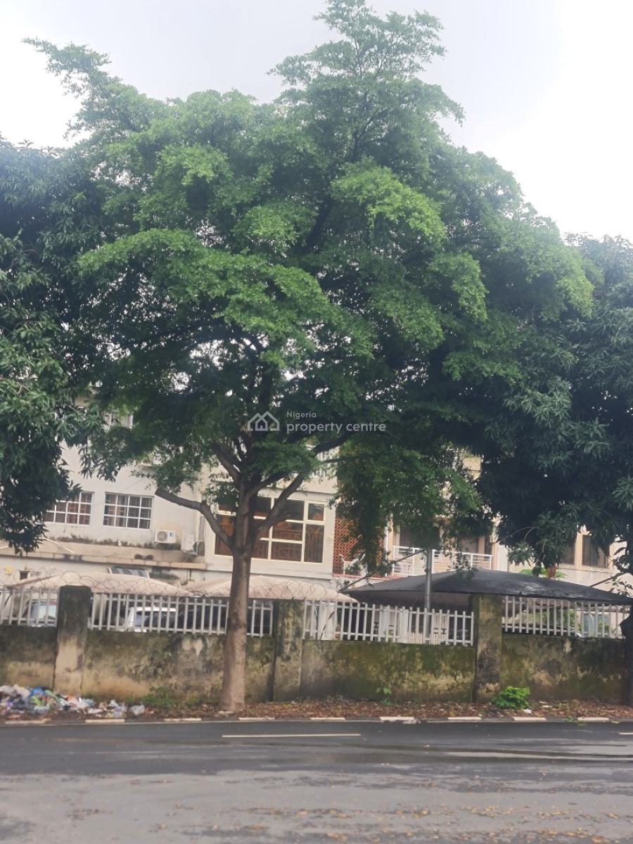 Luxurious 3-bedroom Flat, Maitama District, Abuja, Flat / Apartment for Sale