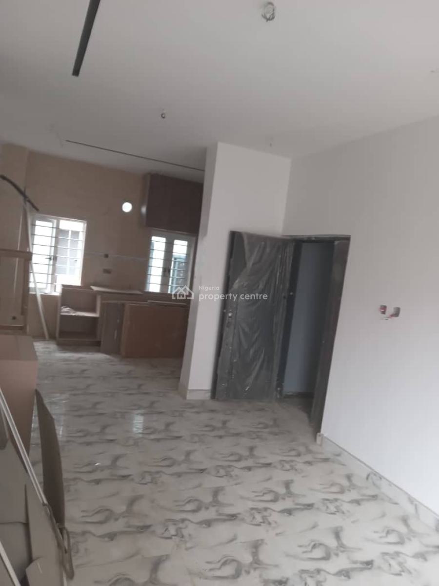 2 Bedroom Apartment in a Secure Environment, Ikate, Lekki, Lagos, Flat / Apartment for Rent