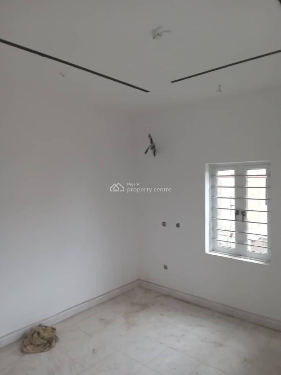 2 Bedroom Apartment in a Secure Environment, Ikate, Lekki, Lagos, Flat / Apartment for Rent