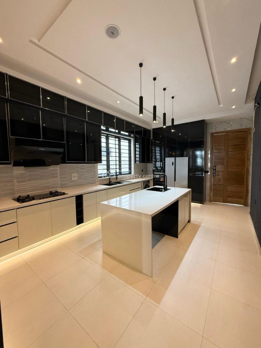 Luxurious Finished 5 Bedroom Fully Detached Duplex with Bq, Lekki County, Lekki, Lagos, Detached Duplex for Sale