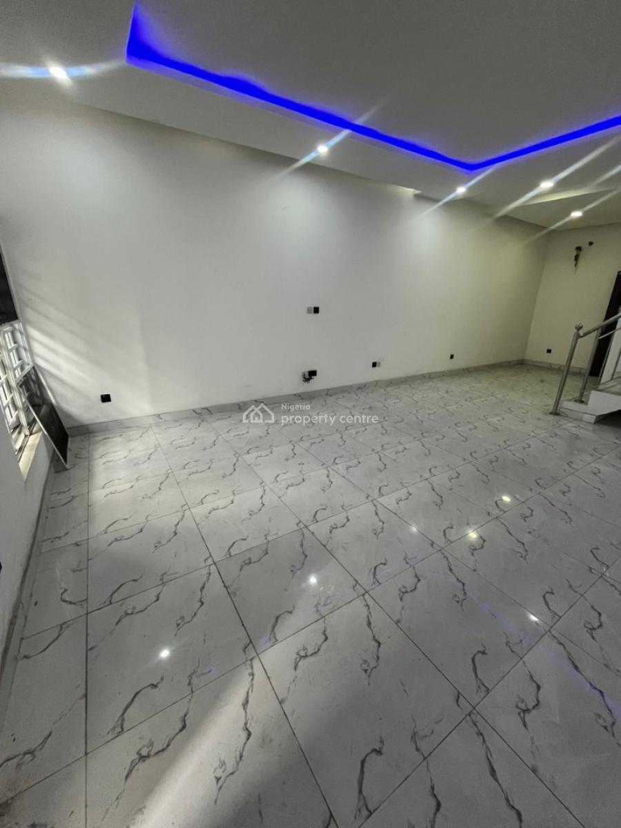 Studio Apartment, Mobil Road, Ilaje, Ajah, Lagos, House for Rent