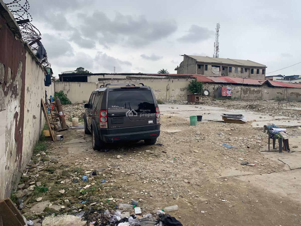 400sqm Bare Land Facing a Busy Road, Sabo, Yaba, Lagos, Commercial Land for Sale