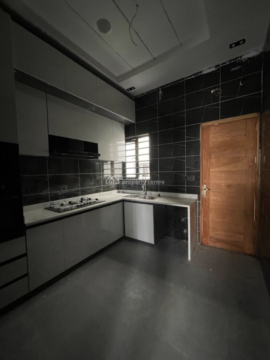 4 Bedroom Terraced Duplex with Excellent Facilities, Lekki, Ikota, Lekki, Lagos, Terraced Duplex for Sale