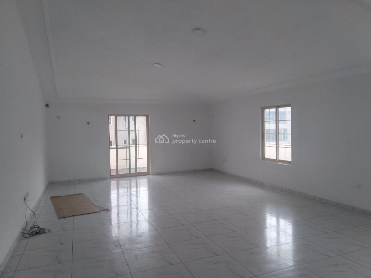 Spacious Five (5) Bedroom Penthouse, Lekki Phase 1, Lekki, Lagos, Flat / Apartment for Rent