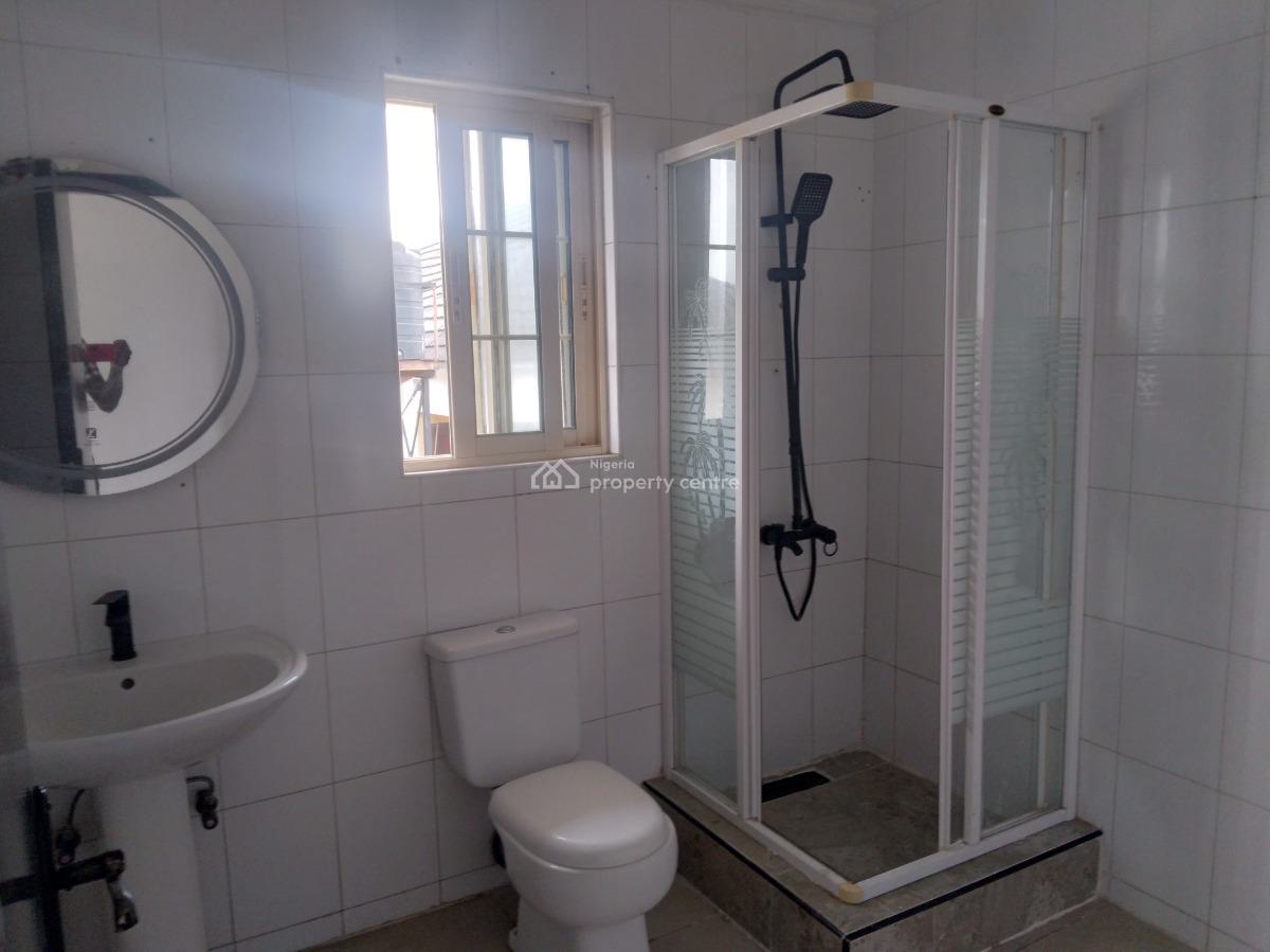 Spacious Five (5) Bedroom Penthouse, Lekki Phase 1, Lekki, Lagos, Flat / Apartment for Rent