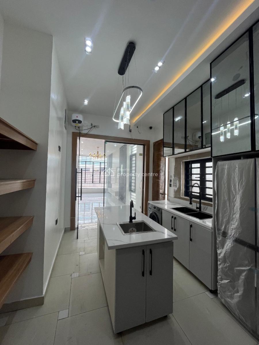 Spacious 4 Bedroom Fully Detached Duplex, Lekki, Lagos, Detached Duplex for Sale