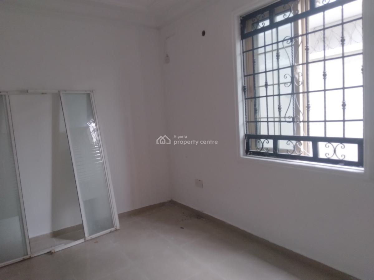 Self Service Two (2) Bedroom Apartment, Lekki Phase 1, Lekki, Lagos, Flat / Apartment for Rent