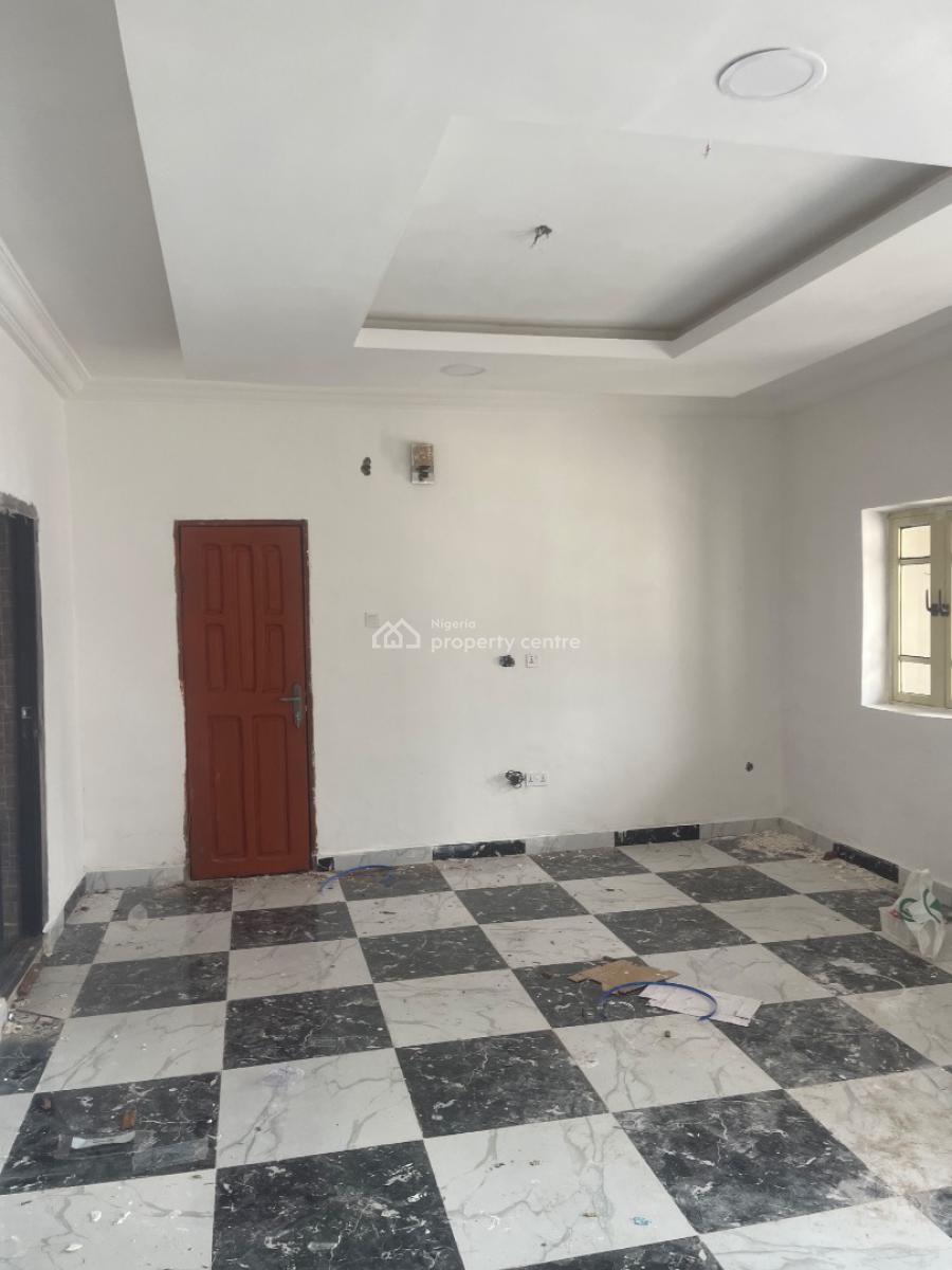 Luxury 2 Bedroom Apartment Inside Decent Estate, Abraham Adesanya, Ajah, Lagos, Terraced Bungalow for Rent