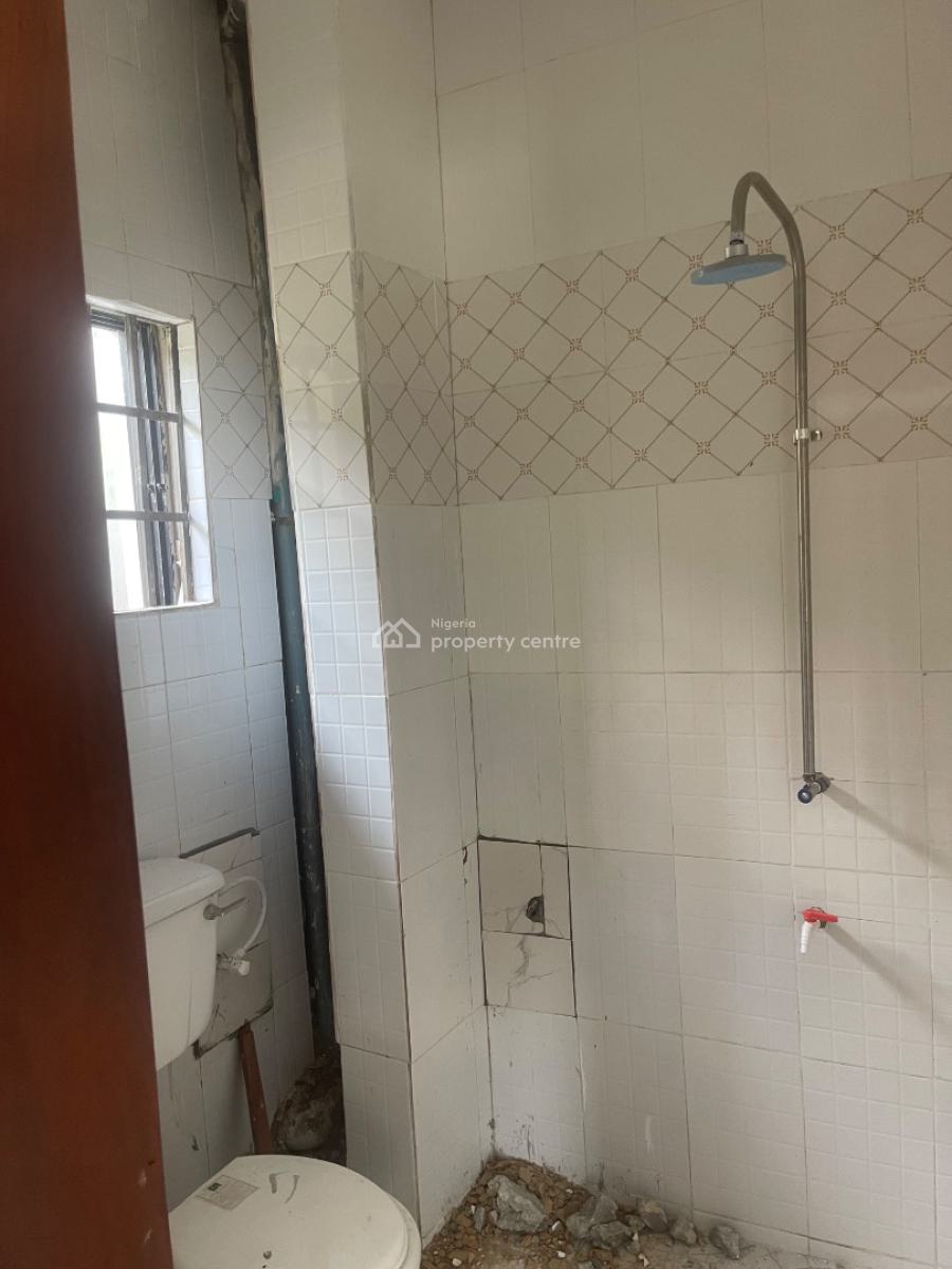 Luxury 2 Bedroom Apartment Inside Decent Estate, Abraham Adesanya, Ajah, Lagos, Terraced Bungalow for Rent