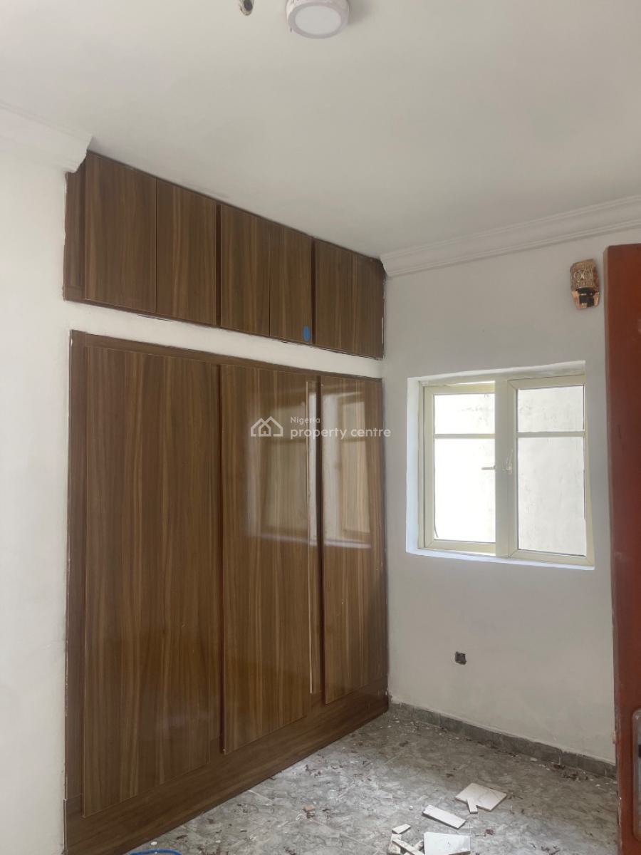 Luxury 2 Bedroom Apartment Inside Decent Estate, Abraham Adesanya, Ajah, Lagos, Terraced Bungalow for Rent