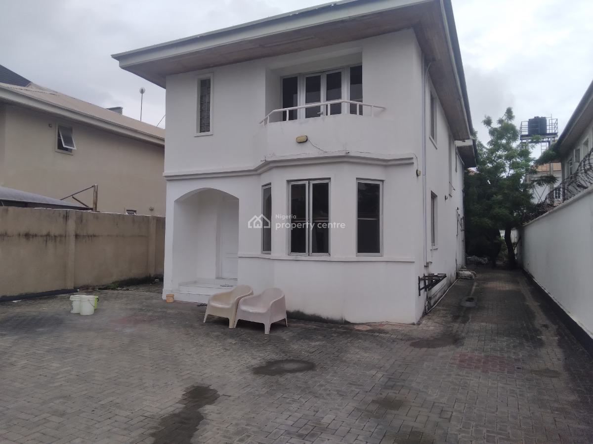 Four (4) Bedroom Fully Detached Duplex + 2 Rooms Bq, Lekki Phase 1, Lekki, Lagos, Detached Duplex for Rent