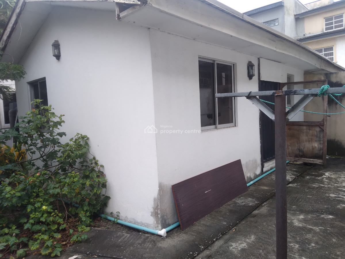 Four (4) Bedroom Fully Detached Duplex + 2 Rooms Bq, Lekki Phase 1, Lekki, Lagos, Detached Duplex for Rent