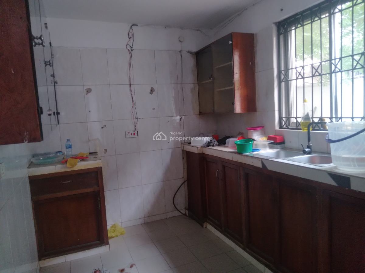 Four (4) Bedroom Fully Detached Duplex + 2 Rooms Bq, Lekki Phase 1, Lekki, Lagos, Detached Duplex for Rent