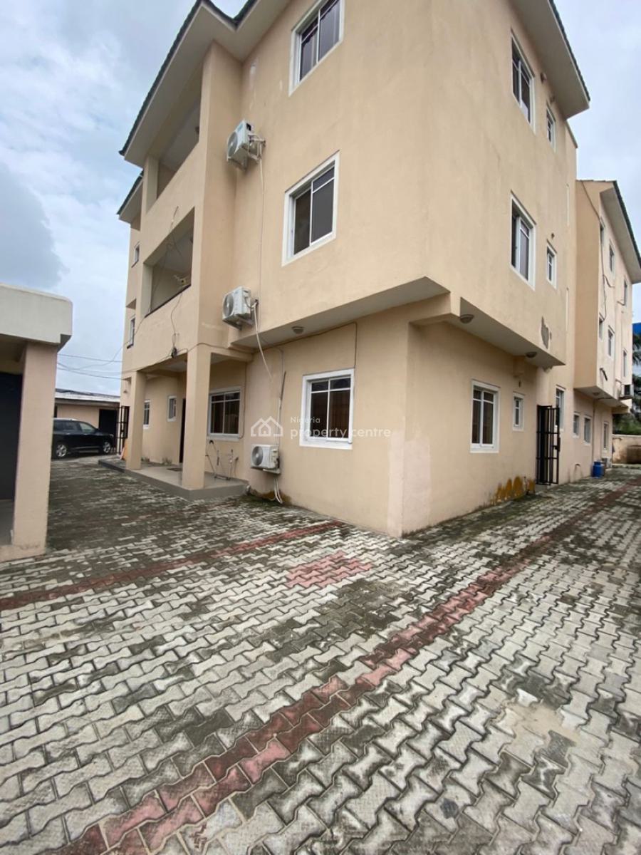 Spacious 2 Bedroom Apartment, Sangotedo, Ajah, Lagos, Flat / Apartment for Rent