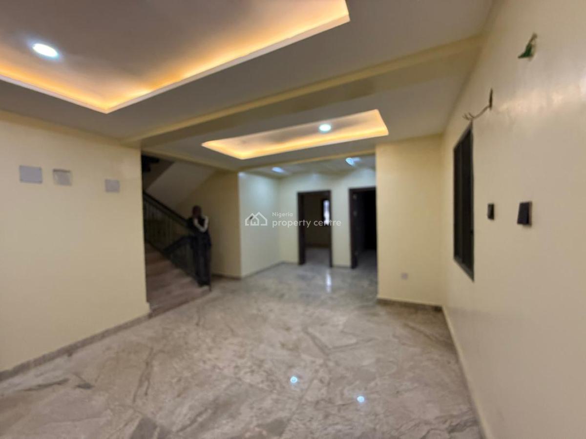 Luxurious 5 Units of 5 Bedrooms Semi Detached Duplexes, Bq, C of O, Guzape District, Abuja, Semi-detached Duplex for Sale