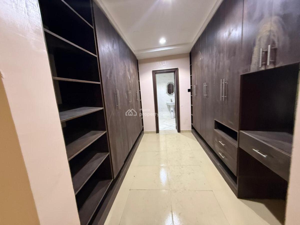 Luxurious 5 Units of 5 Bedrooms Semi Detached Duplexes, Bq, C of O, Guzape District, Abuja, Semi-detached Duplex for Sale