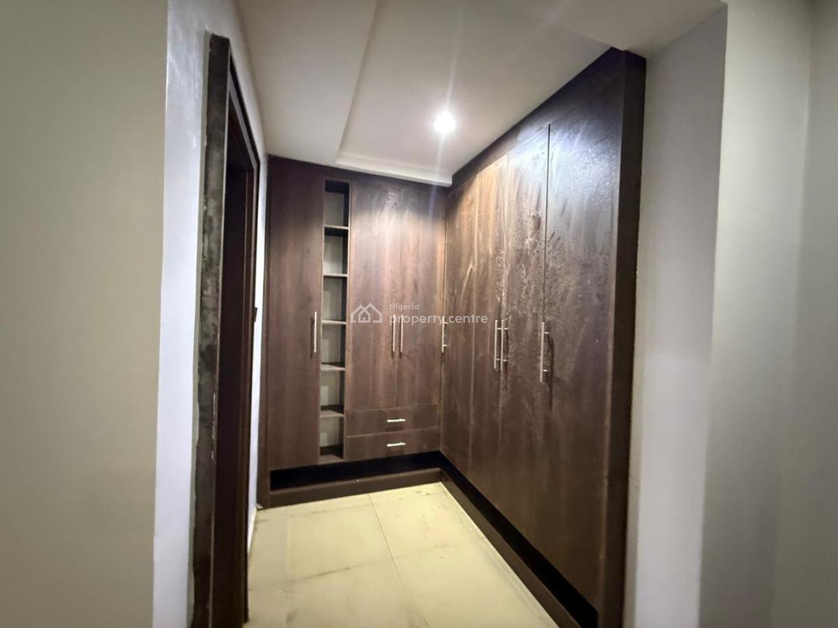 Luxurious 5 Units of 5 Bedrooms Semi Detached Duplexes, Bq, C of O, Guzape District, Abuja, Semi-detached Duplex for Sale