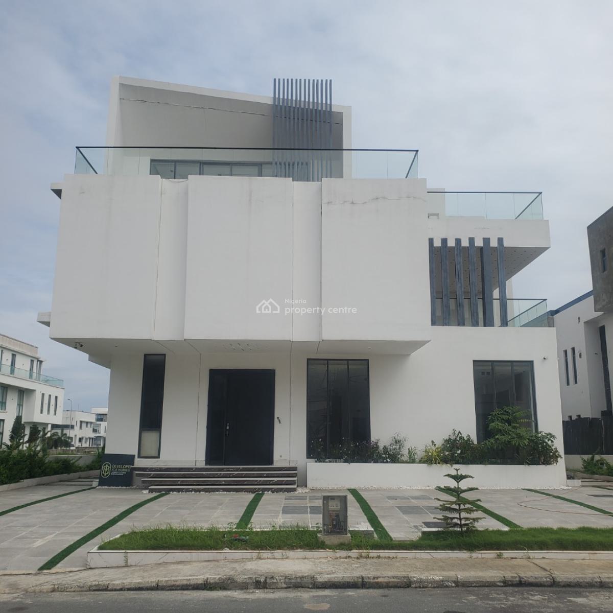 Gigantic 5 Bedroom Detached Duplex W/ Pool, Bq in a Secured Estate, Cowrie Creek Estate, Ikate, Lekki, Lagos, Detached Duplex for Sale